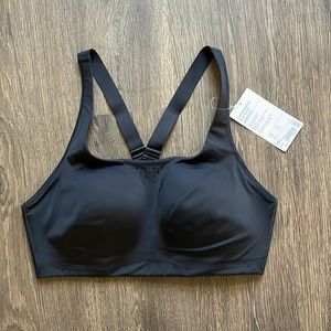 NWT. Athleta Phenomena Sports Bra B-DD